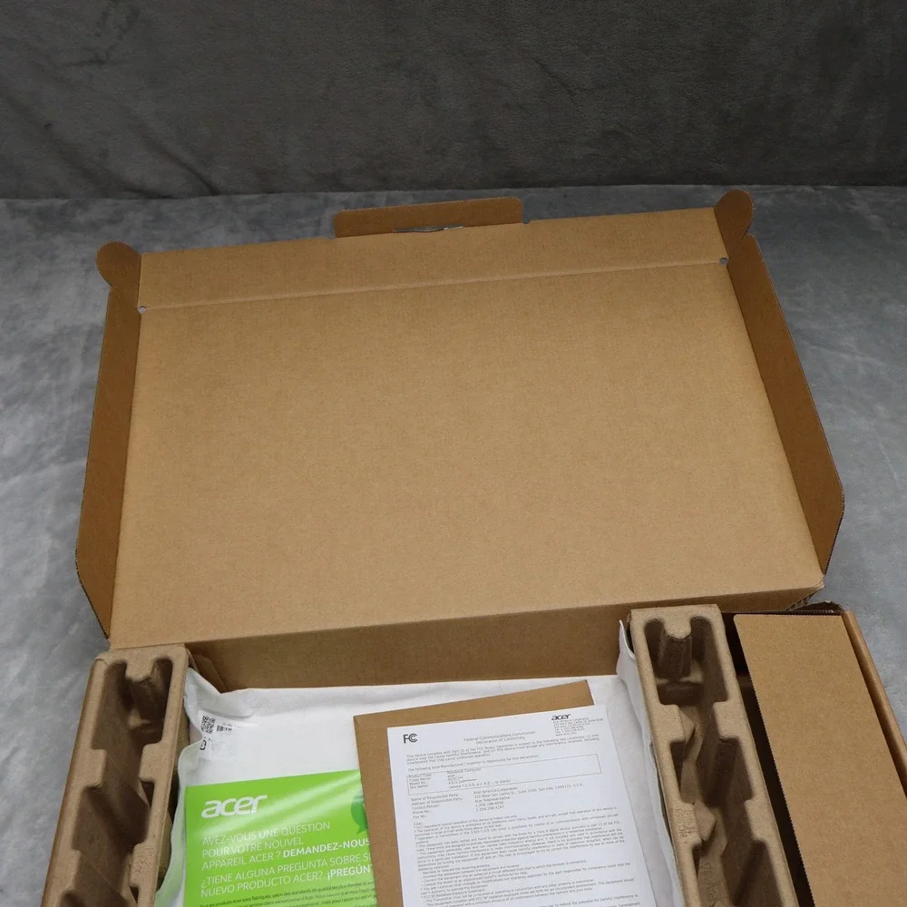 Acer‎ Aspire 3 Retail Box Laptop Structural Supports Setup Guide Box Only